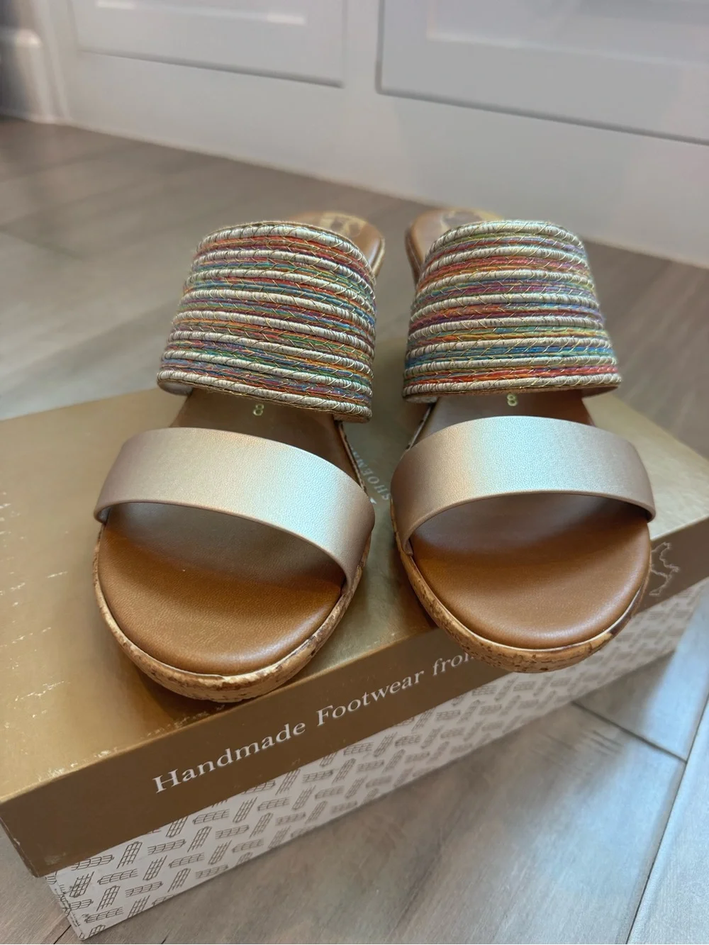 Italian Shoemakers chic wedge